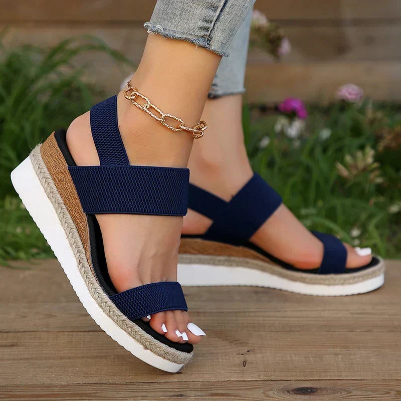 Cora Orthopedic Platform