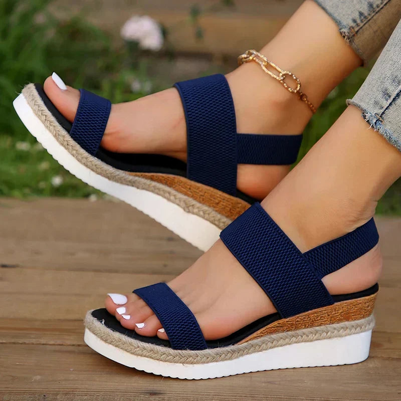 Cora Orthopedic Platform